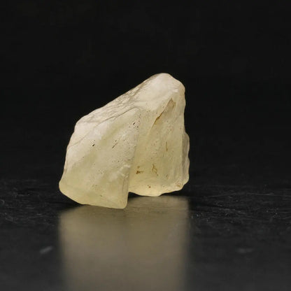 4 gram Libyan Desert Glass: A Touch of the Extraterrestrial