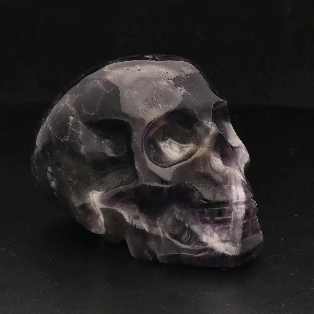 Amethyst Skull: Mystic Guardian of Serenity